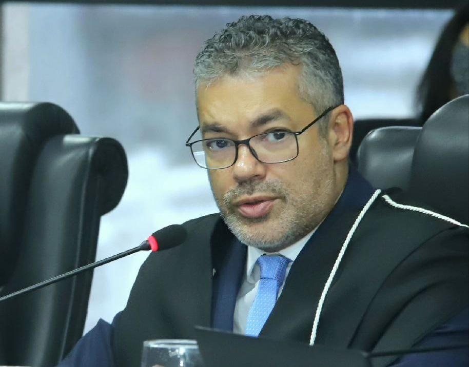 Conselheiro Josué Claudio de Souza Neto