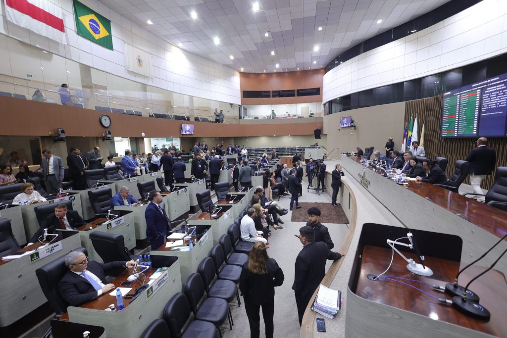 Câmara aprova orçamento de R$ 10,5 bilhões para Prefeitura de Manaus em 2025