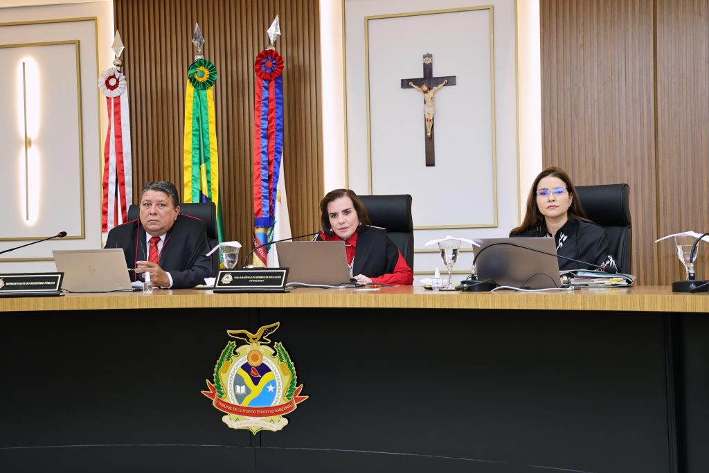 Antônio Peixoto e Mário Abrahim são multados por irregularidades em licitação em Itacoatiara