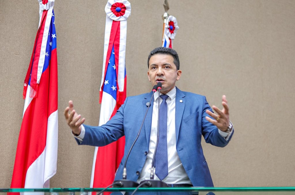 Delegado Péricles destaca produção legislativa voltada para a luta contra o câncer do colo do útero no Amazonas