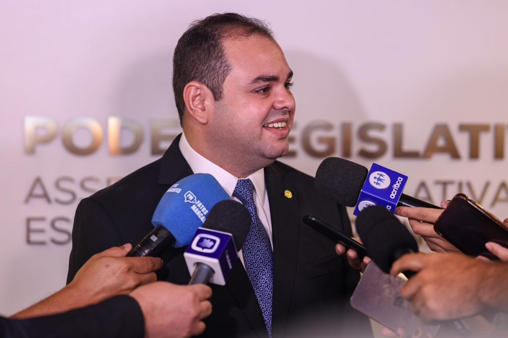 Roberto Cidade inicia ano legislativo com nove projetos em tramitação
