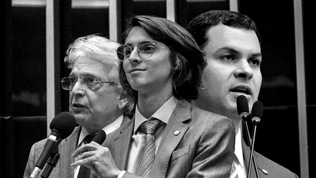Pauderney Avelino, Amom Mandel e Saullo Vianna preparam troca de partidos para apoiar Omar Aziz