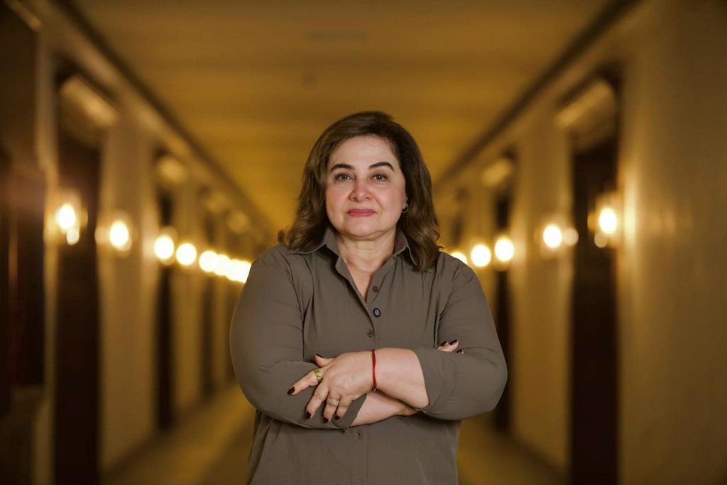 ‘Não tenho nada a ver com isso’, diz Maria do Carmo sobre gesto de degola de Kidson a Alessandra Campelo