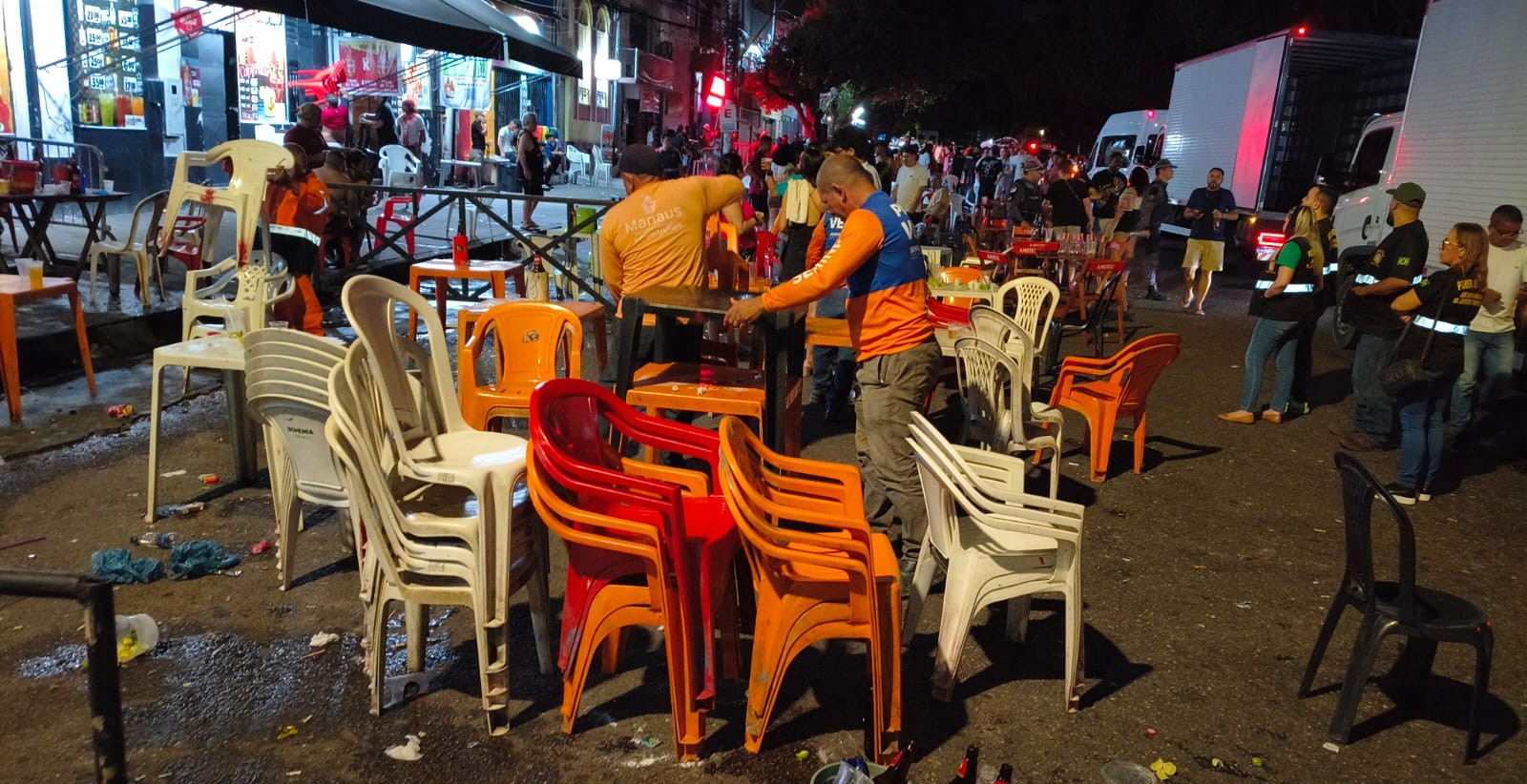 Prefeitura reforça fiscalização no Centro e apreende materiais de estabelecimentos reincidentes em Manaus