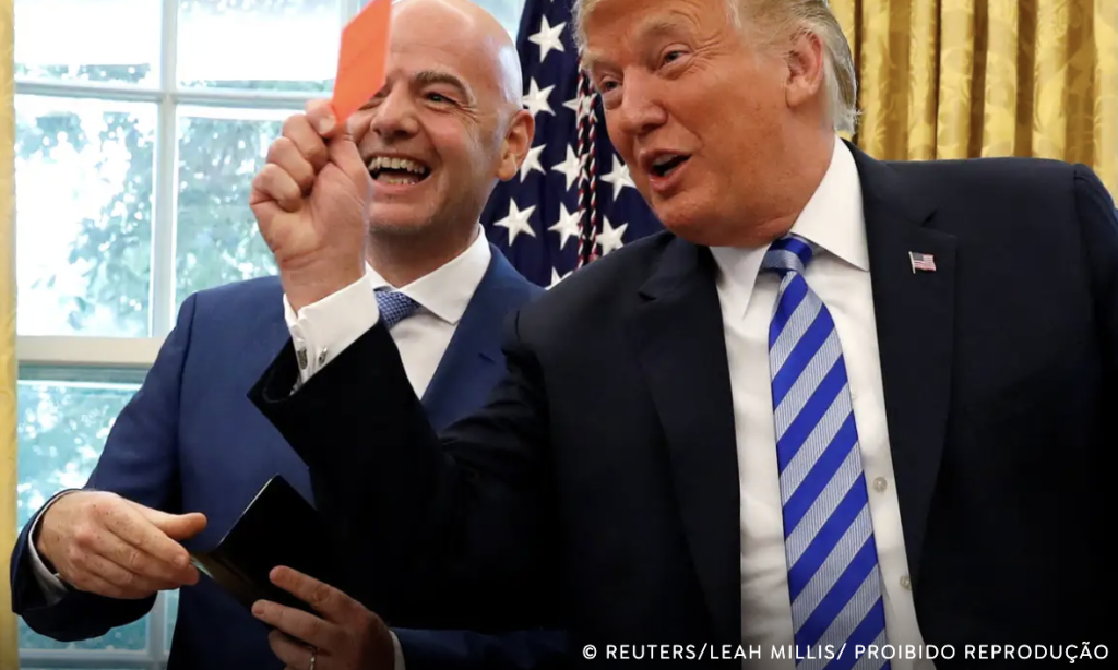 Fifa libera jogador dos EUA expulso na Copa, após ligação de Trump