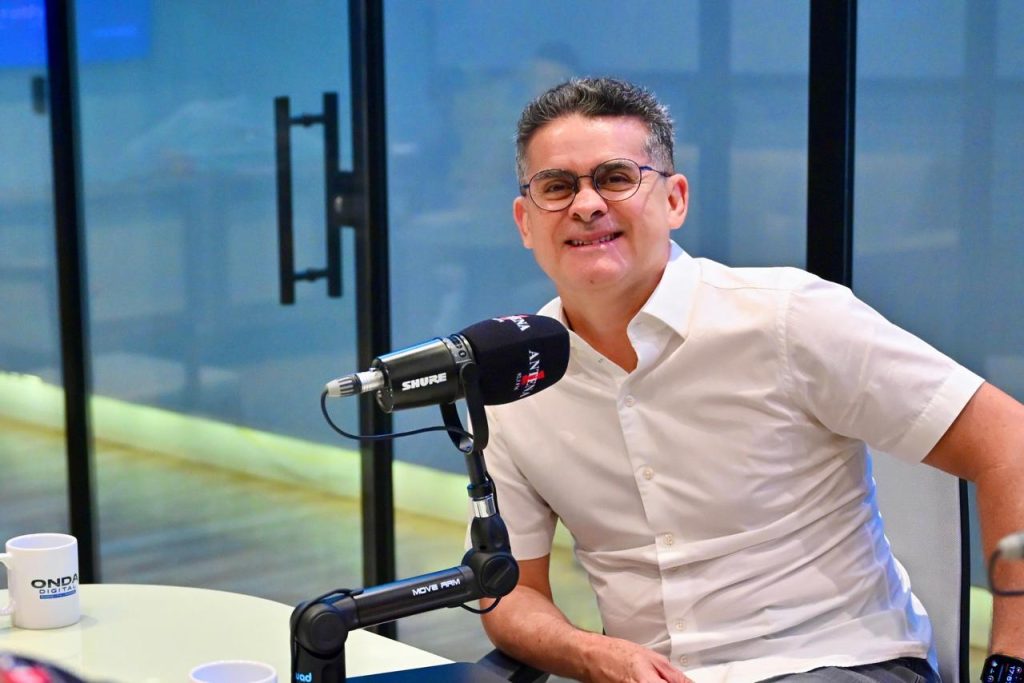 David Almeida declara voto em Eduardo Braga mesmo com senador apoiando Omar Aziz