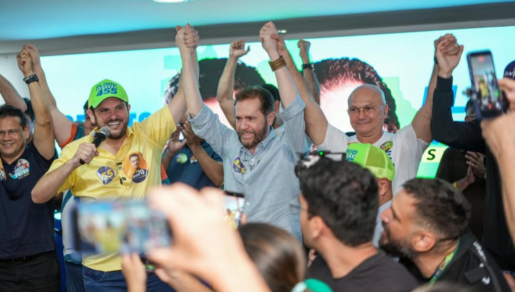 “Trinca do Bem”, diz Renato Junior ao declarar apoio à reeleição de Plínio Valério e à candidatura de Coronel Menezes