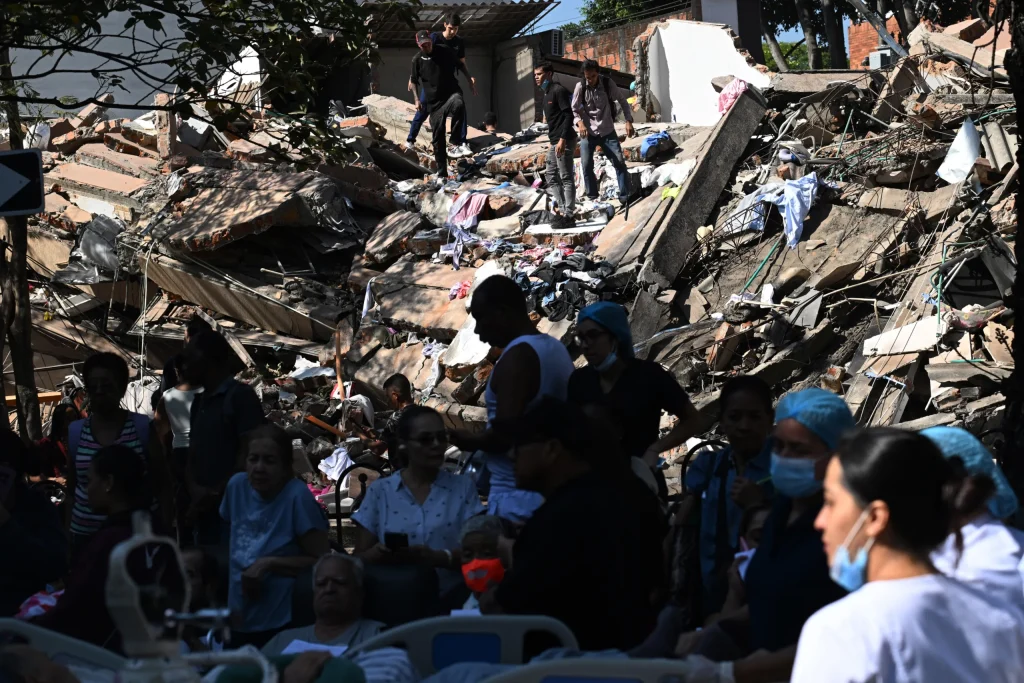 Terremoto de magnitude 7,4 deixa ao menos 82 mortos na Colômbia