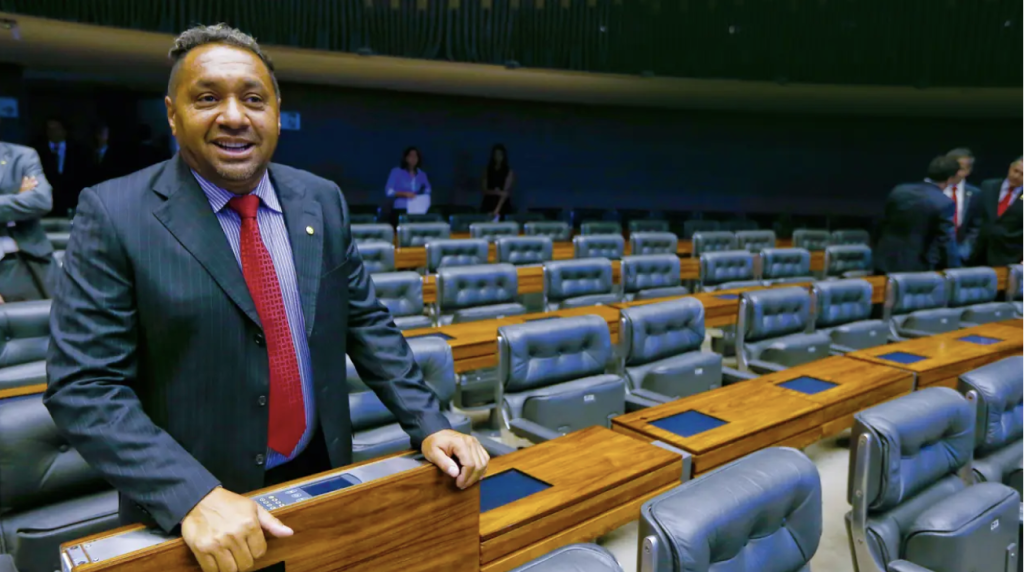Tiririca sai de cena nas eleições após 16 anos na Câmara: resultado das urnas