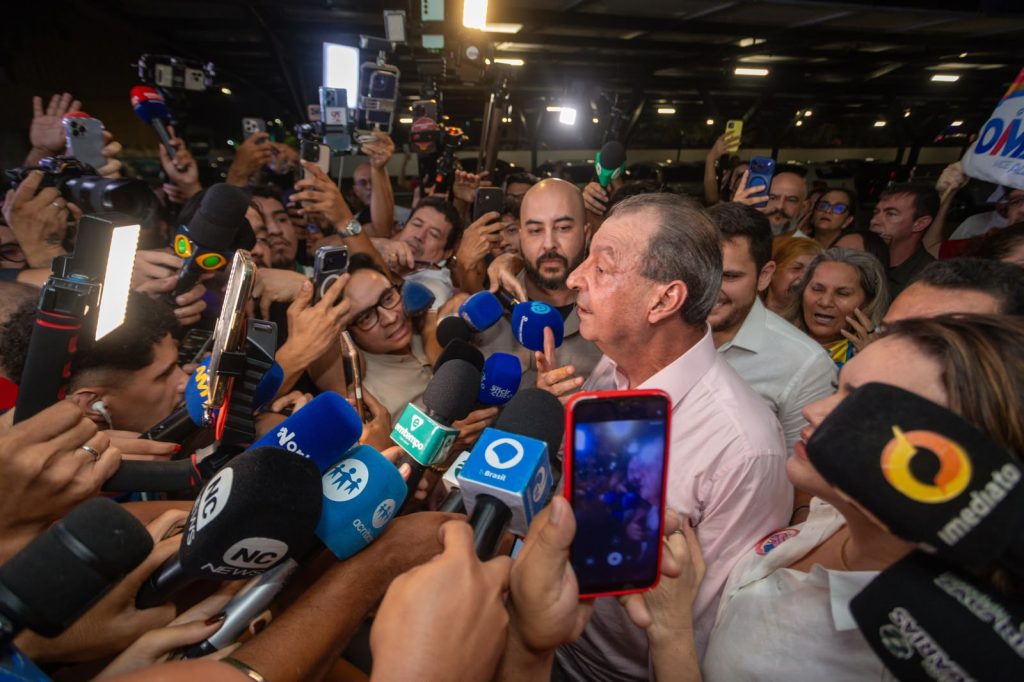 “Eu quero eles na cadeia”, dispara Omar ao anunciar pedido de prisão contra Maria do Carmo e outros por ataques à filha