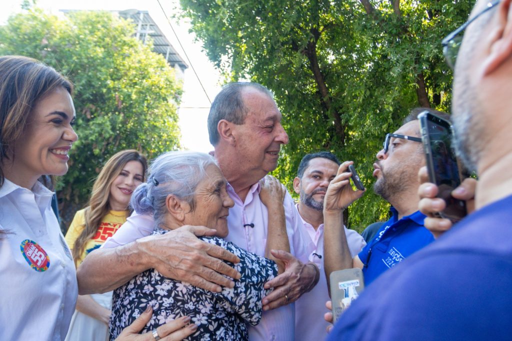 Omar Aziz propõe ampliar Crédito Rosa para mulheres nos 62 municípios do Amazonas