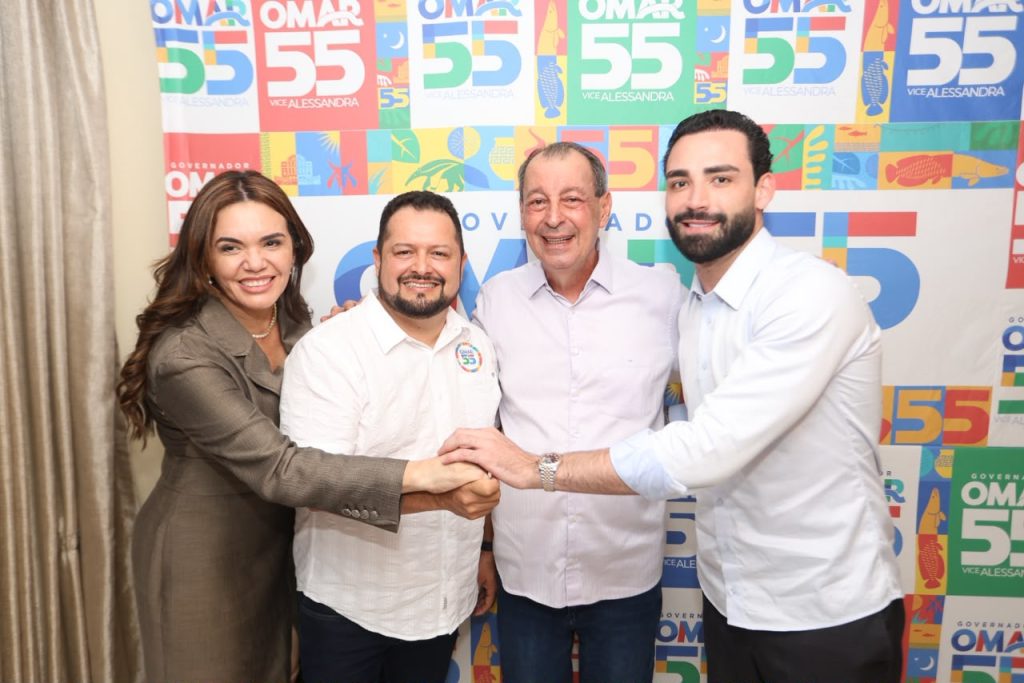Omar reúne apoio de todos os 62 prefeitos do Amazonas e amplia aliança com deputados no segundo turno